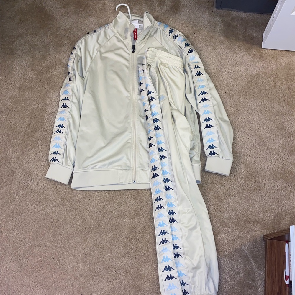 Kappa sweat suit! Pants are L, jacket is XL